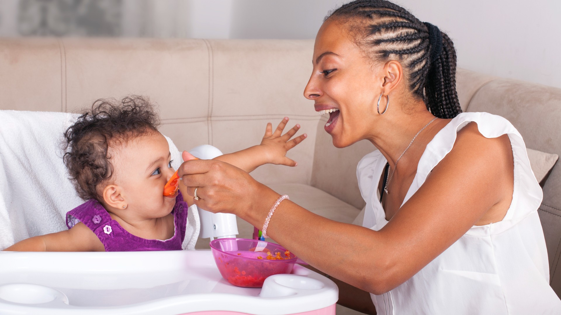 Quais os cuidados com a alimentação do bebê? Confira!